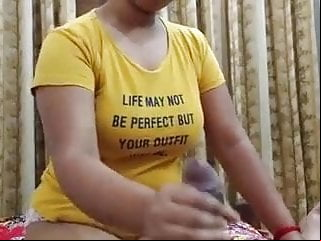 Chut bahut garam hai Marlo